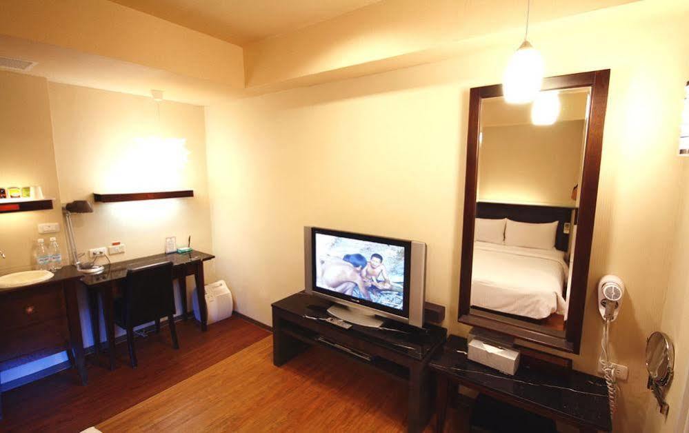 Hôtel Kindness Xin Jue Jiang à Kaohsiung Extérieur photo