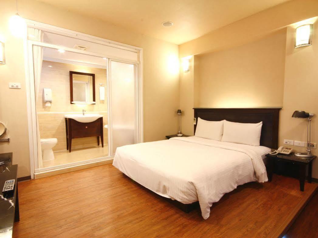 Hôtel Kindness Xin Jue Jiang à Kaohsiung Extérieur photo