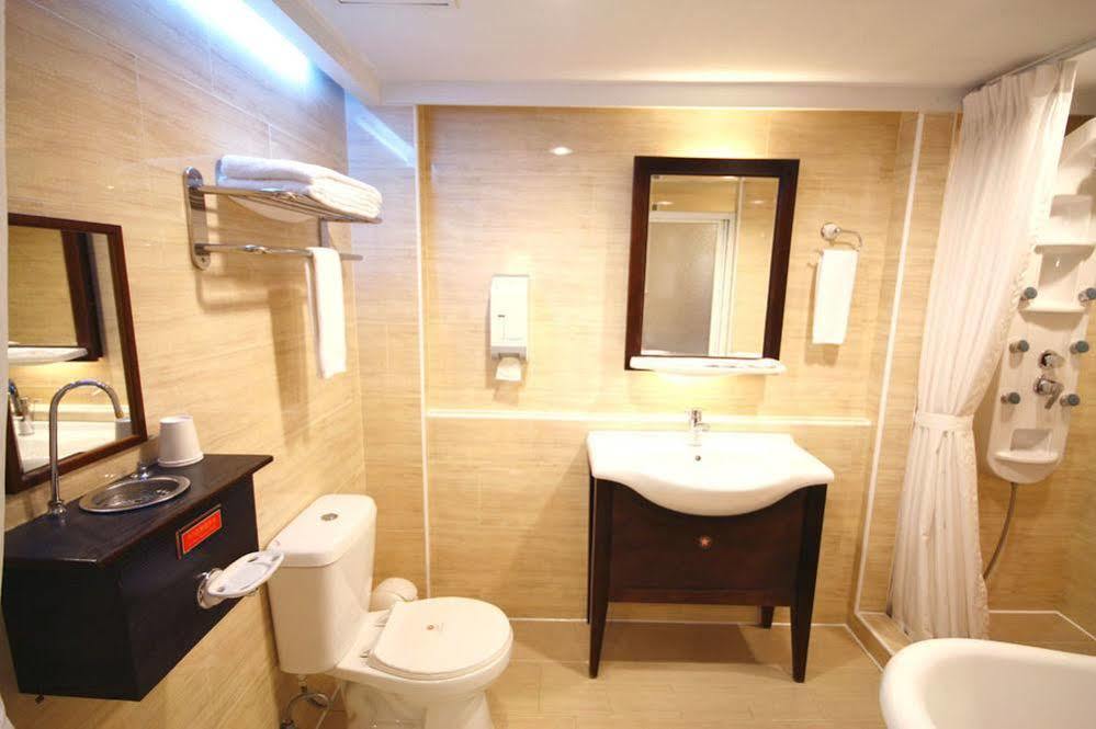 Hôtel Kindness Xin Jue Jiang à Kaohsiung Extérieur photo